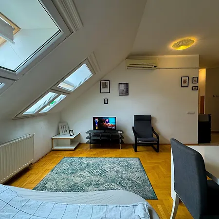 Novo Apartment *