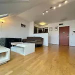 Novo *