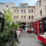 Apartment Novo *