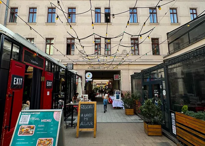 Novo * Budapest